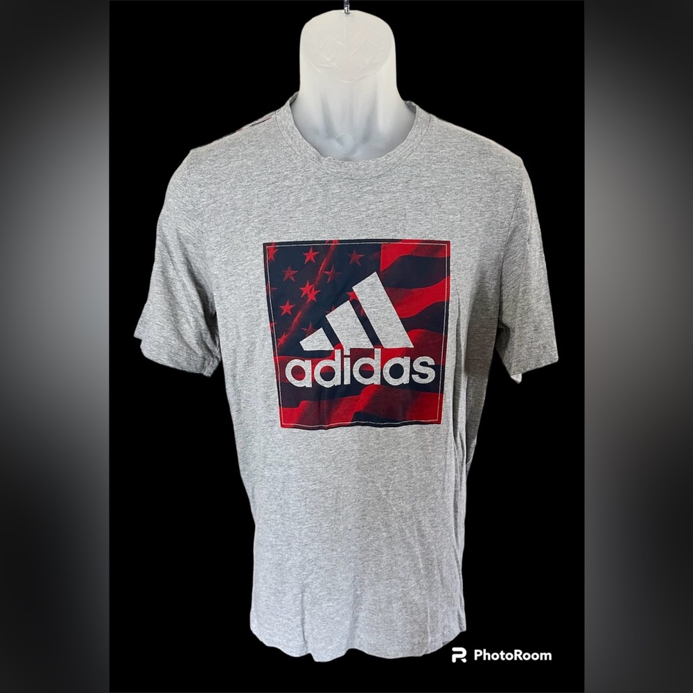 NWOT!!  Mens Adidas T-Shirt Patriotic Graphic